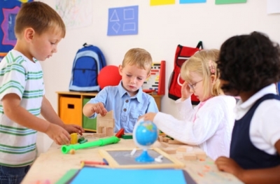 60 lezioni con un bambino secondo il metodo Montessori