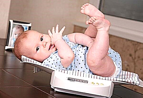 Berapakah berat badan bayi pada usia 4 bulan