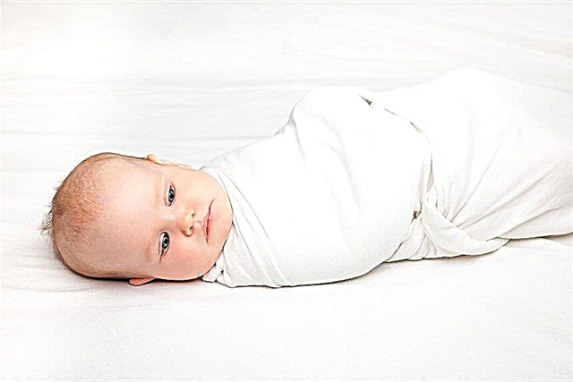 Kako odviknuti bebu od povijanja prije spavanja