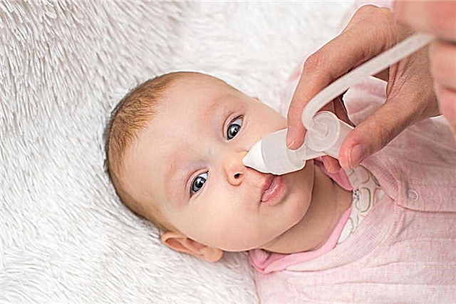 Kochsalzlösung zum Spülen der Nase des Babys