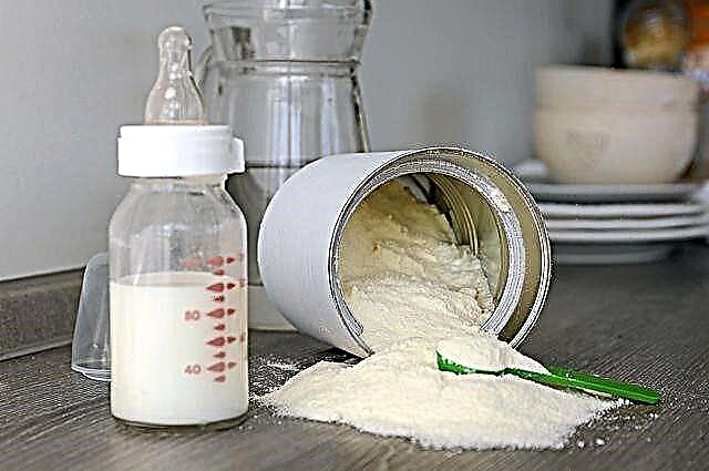 Bagaimana cara melengkapi susu formula saat menyusui bayi baru lahir
