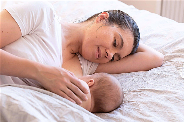 Kūdikis miega tik su krūtimi