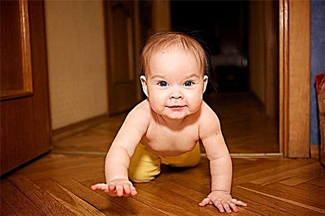 Why does the baby not crawl at 9 months - reasons