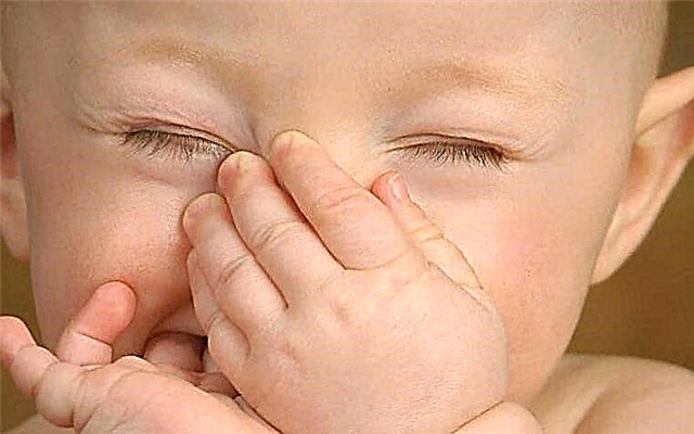 아기의 콧물을 일으키는 원인-외모의 가능한 원인