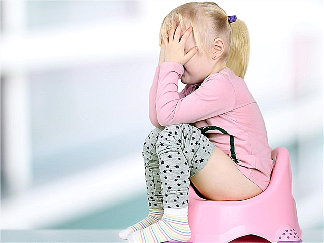 왜 1 세 미만의 어린이에게 혈성 설사가 발생합니까?