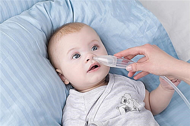 Varför visas rikligt med transparent snot hos ett barn under ett år