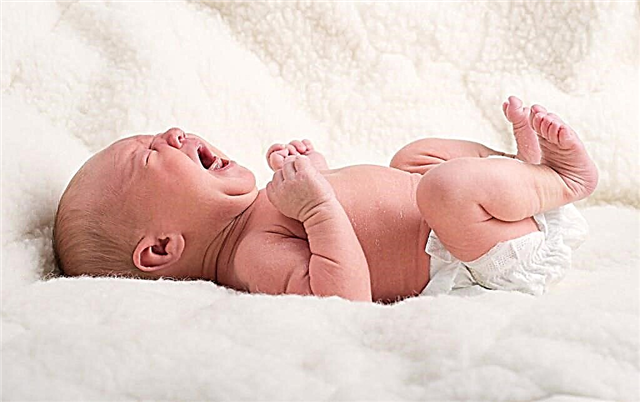 Γιατί ένα μωρό κοιμάται λίγο για 3 εβδομάδες - λόγοι