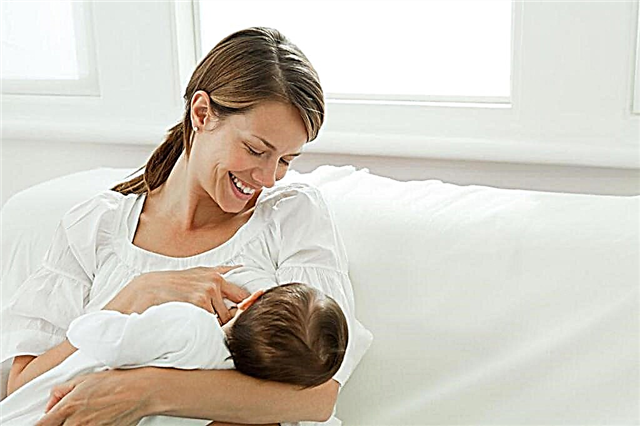A csecsemő feje izzadás közben és alvás közben izzad