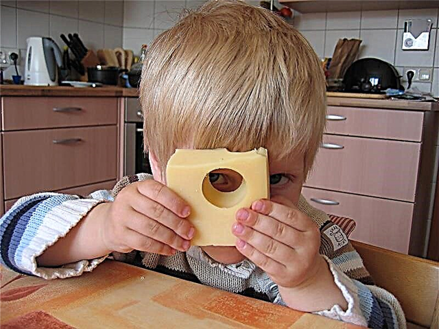 I hvilken alder kan du gi barnet ditt ost