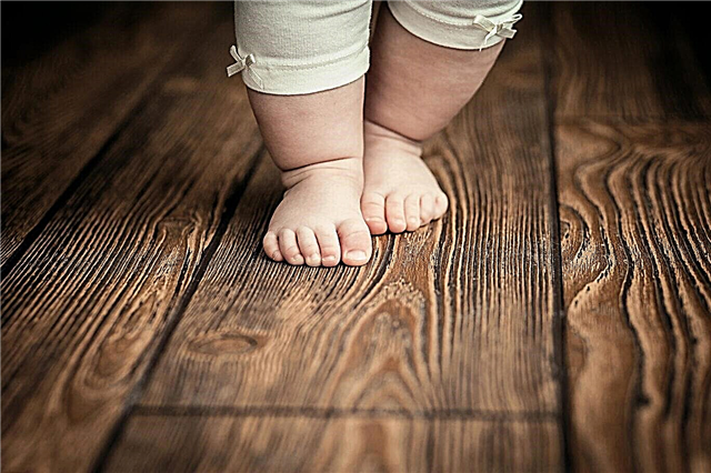 Kako naučiti dijete hodati - što učiniti da beba brže hoda