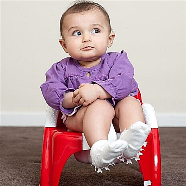 Зелений пронос у дитини молодше року - причини рідкого стільця