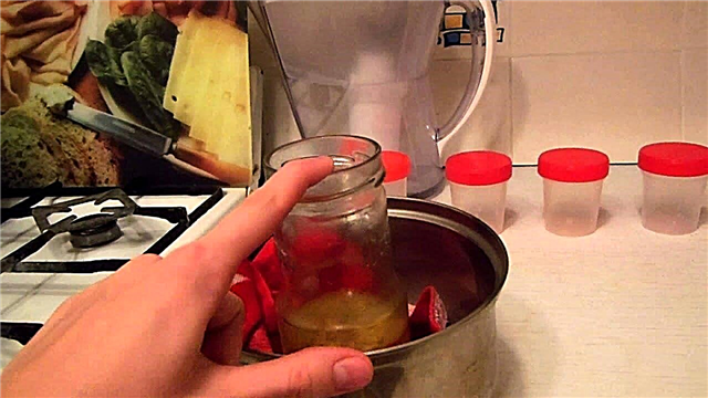 Jak ugotować olejek dla noworodka w kąpieli wodnej