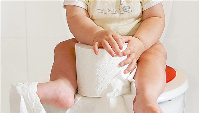 Пешчана столица код бебе - нормална боја столице код новорођенчади