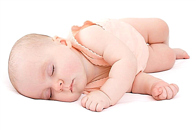 Hvorfor holder en nyfødt baby vejret i en drøm?