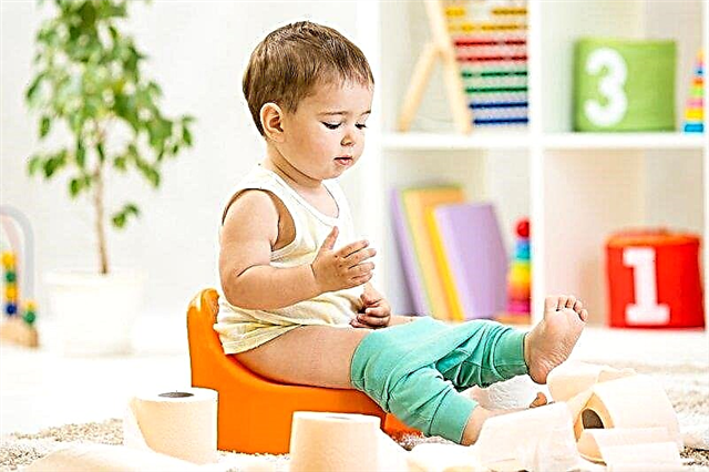 Thick stools in a baby - why does a baby have viscous poop