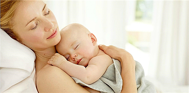 Novorođenče sa 1 mjeseca gunđa i stenje u snu