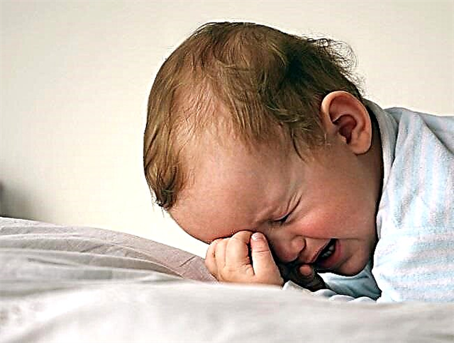 Bir bebeğin ağlamasının 8 nedeni