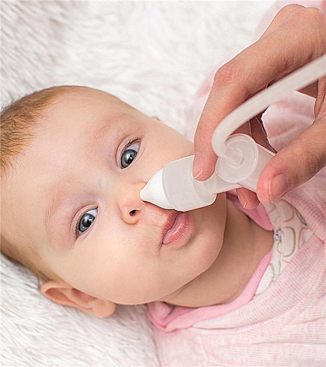 Hvordan skylle nesen med saltvann for et barn under ett år