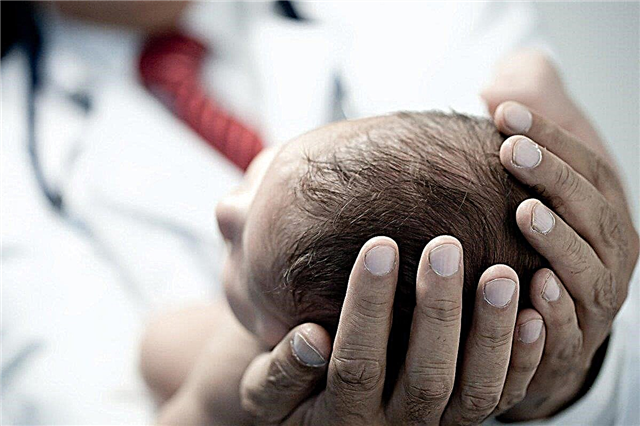 Pediatrs, medicīnas zinātņu kandidāts stāsta par bērna intrakraniālo spiedienu un to, kāpēc ir bīstami neņemt vērā bērnu galvassāpes