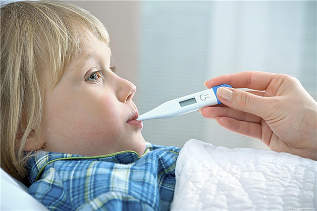 Dětský lékař o tom, proč teplota dítěte po očkování stoupá