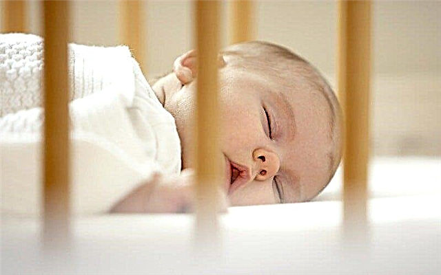 Kami mengajari anak tidur di tempat tidurnya: tips berguna dari psikolog dan 9 kesalahan umum