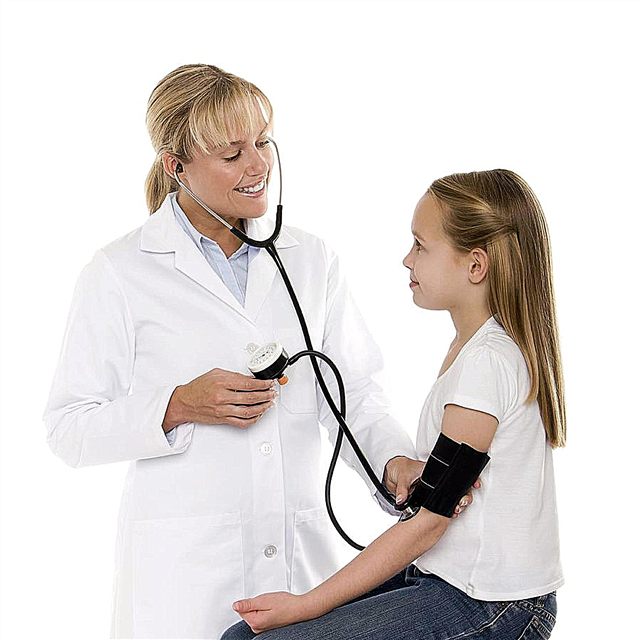 Proč má dítě nízký krevní tlak a co dělat?