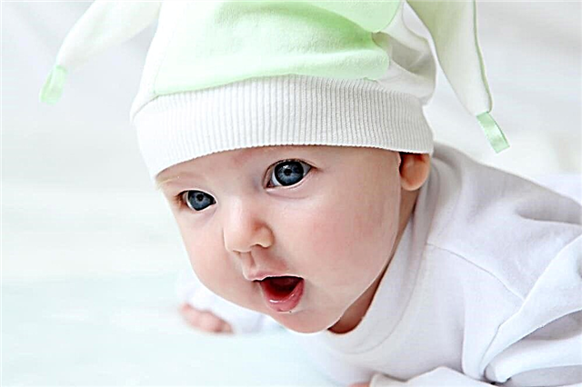 Seorang anak pada usia 2 bulan tidak memegangi kepalanya - apakah ini norma atau penyimpangan?