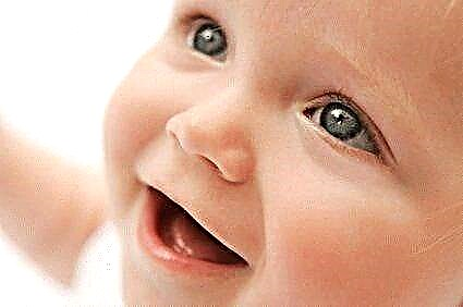 When does a child start to smile?