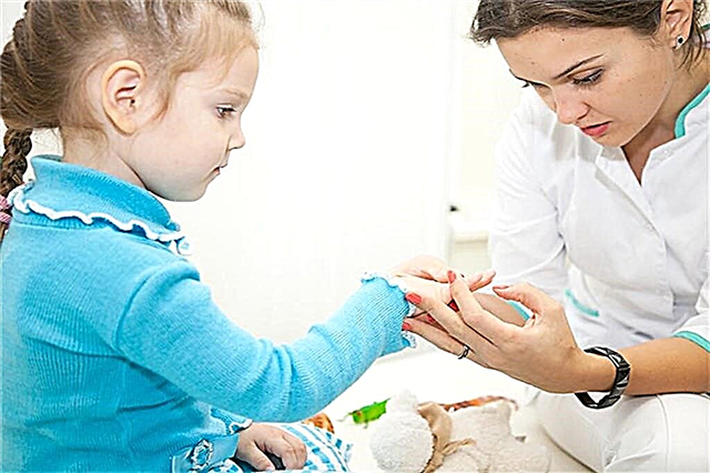 子供の蕁麻疹はどのように見えますか？
