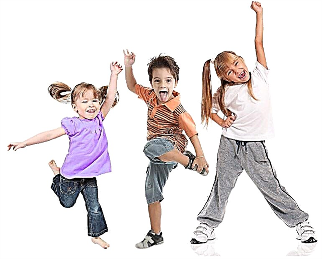 Tanssiharjoituksia lapsille