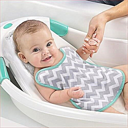 Slides for bathing newborns: types and tips for choosing