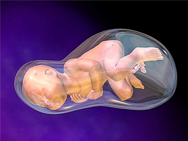 Che aspetto ha il liquido amniotico?