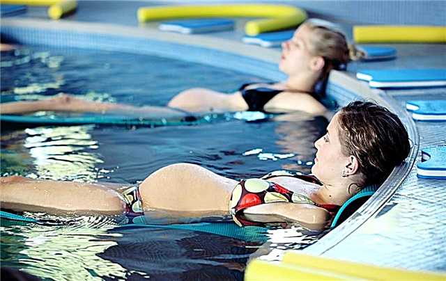 Vandens aerobika nėščioms moterims: mankšta, nauda ir žala