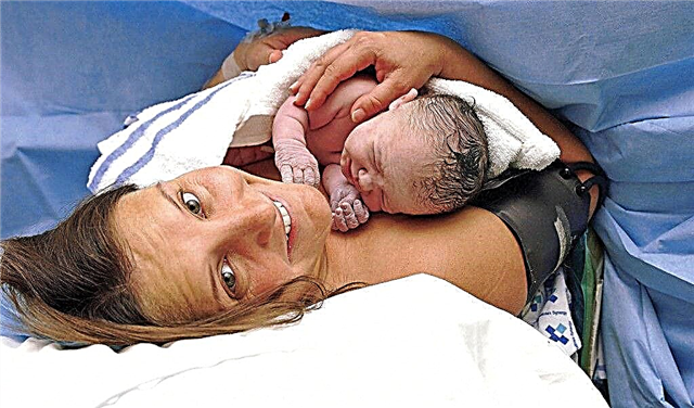 Childbirth at 38 weeks gestation