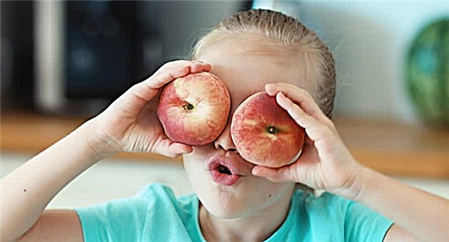 At what age can peaches be given to children?