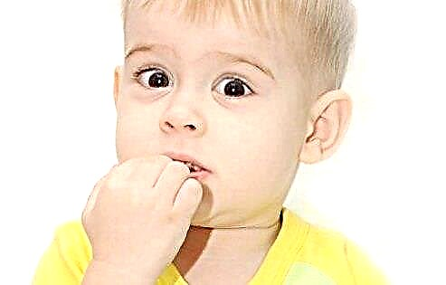 なぜ子供は彼の爪を噛むのですか、そして何をすべきか-心理学者からのアドバイス