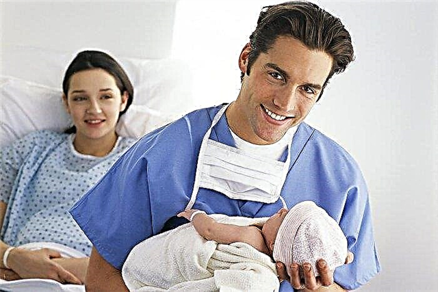 Features of partner childbirth. Pros and cons of giving birth together with your husband