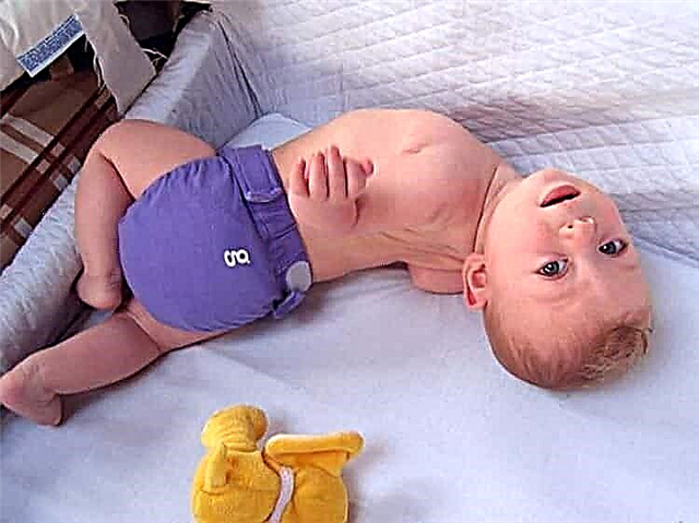 Vi lærer en baby å rulle over 3-4 måneder: enkle skuespilløvelser (+ video)