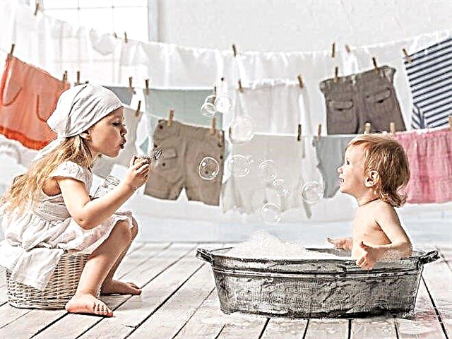 Wie man Kinderstrickwaren richtig wäscht