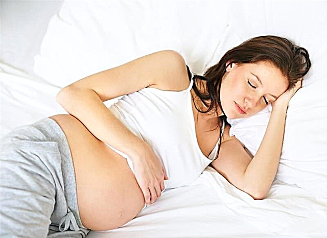 كيف تنام بشكل صحيح للحامل؟ هل من الممكن أن تنام على بطنك وظهرك وأي جانب أفضل
