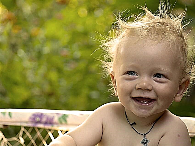 Use these 30 phrases to help your child grow up happy
