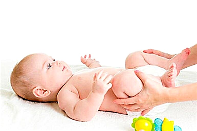 Cara menjadikan bayi anda yang baru lahir lebih kuat: 4 latihan asas untuk mengembangkan kekuatan dan daya tahan bayi anda