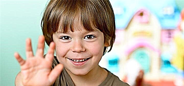 子供が爪を噛むのをすばやくやめるにはどうすればよいですか？心理学者マリーナロマネンコ