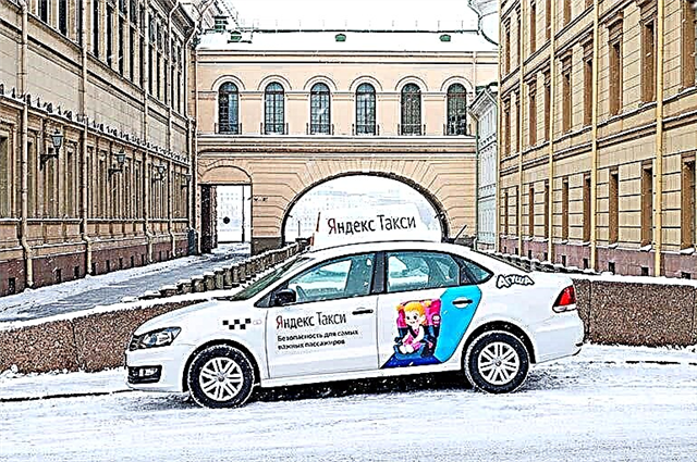 Yandex.Taxi lanceert een kindertaxidienst in Sint-Petersburg