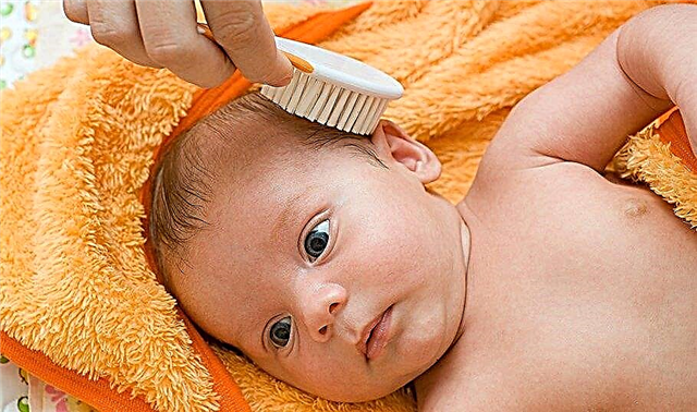 O que significa e com que frequência você precisa lavar o cabelo de seu filho até um ano