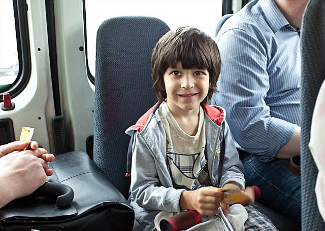 מדוע ילד צריך לשבת בתחבורה ציבורית - 7 טיעונים 